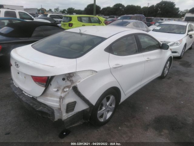 Photo 3 VIN: 5NPDH4AE8DH291724 - HYUNDAI ELANTRA 