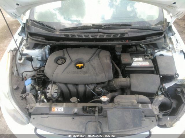 Photo 9 VIN: 5NPDH4AE8DH291724 - HYUNDAI ELANTRA 