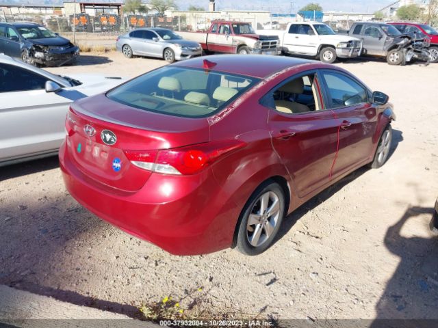 Photo 3 VIN: 5NPDH4AE8DH299435 - HYUNDAI ELANTRA 