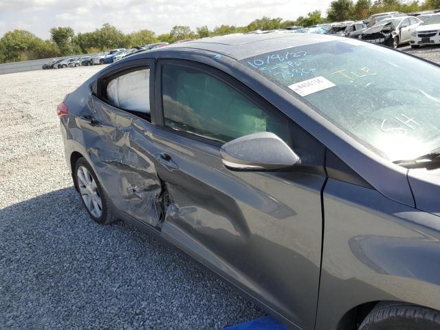 Photo 8 VIN: 5NPDH4AE8DH299998 - HYUNDAI ELANTRA 