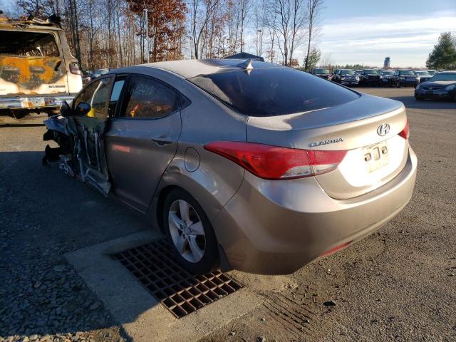 Photo 2 VIN: 5NPDH4AE8DH303404 - HYUNDAI ELANTRA GL 