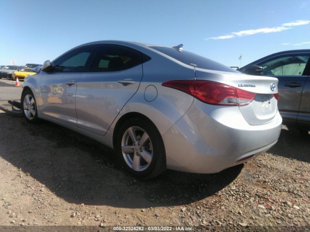 Photo 2 VIN: 5NPDH4AE8DH318999 - HYUNDAI ELANTRA 