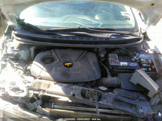 Photo 9 VIN: 5NPDH4AE8DH318999 - HYUNDAI ELANTRA 