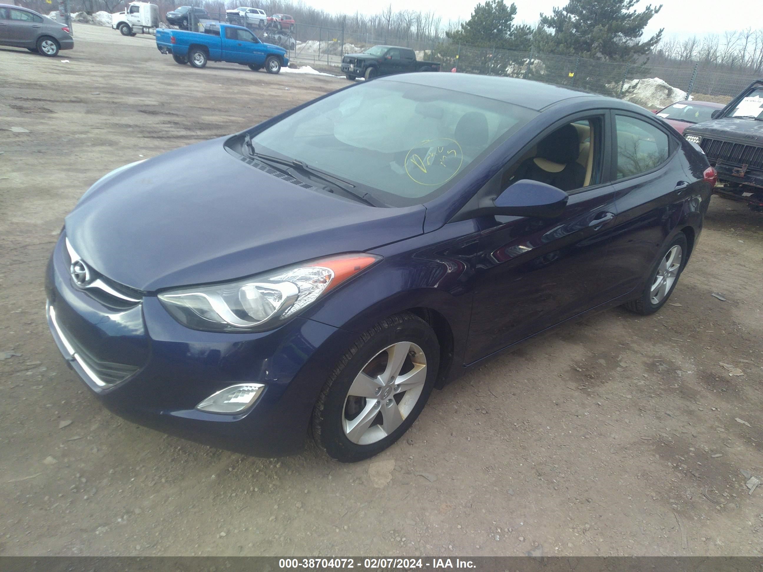 Photo 1 VIN: 5NPDH4AE8DH343739 - HYUNDAI ELANTRA 