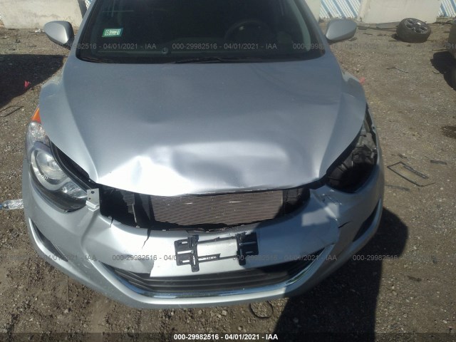 Photo 5 VIN: 5NPDH4AE8DH355163 - HYUNDAI ELANTRA 