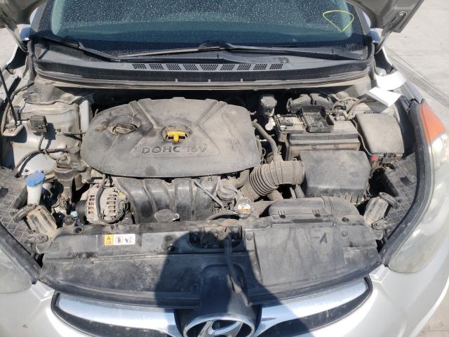 Photo 6 VIN: 5NPDH4AE8DH361464 - HYUNDAI ELANTRA GL 