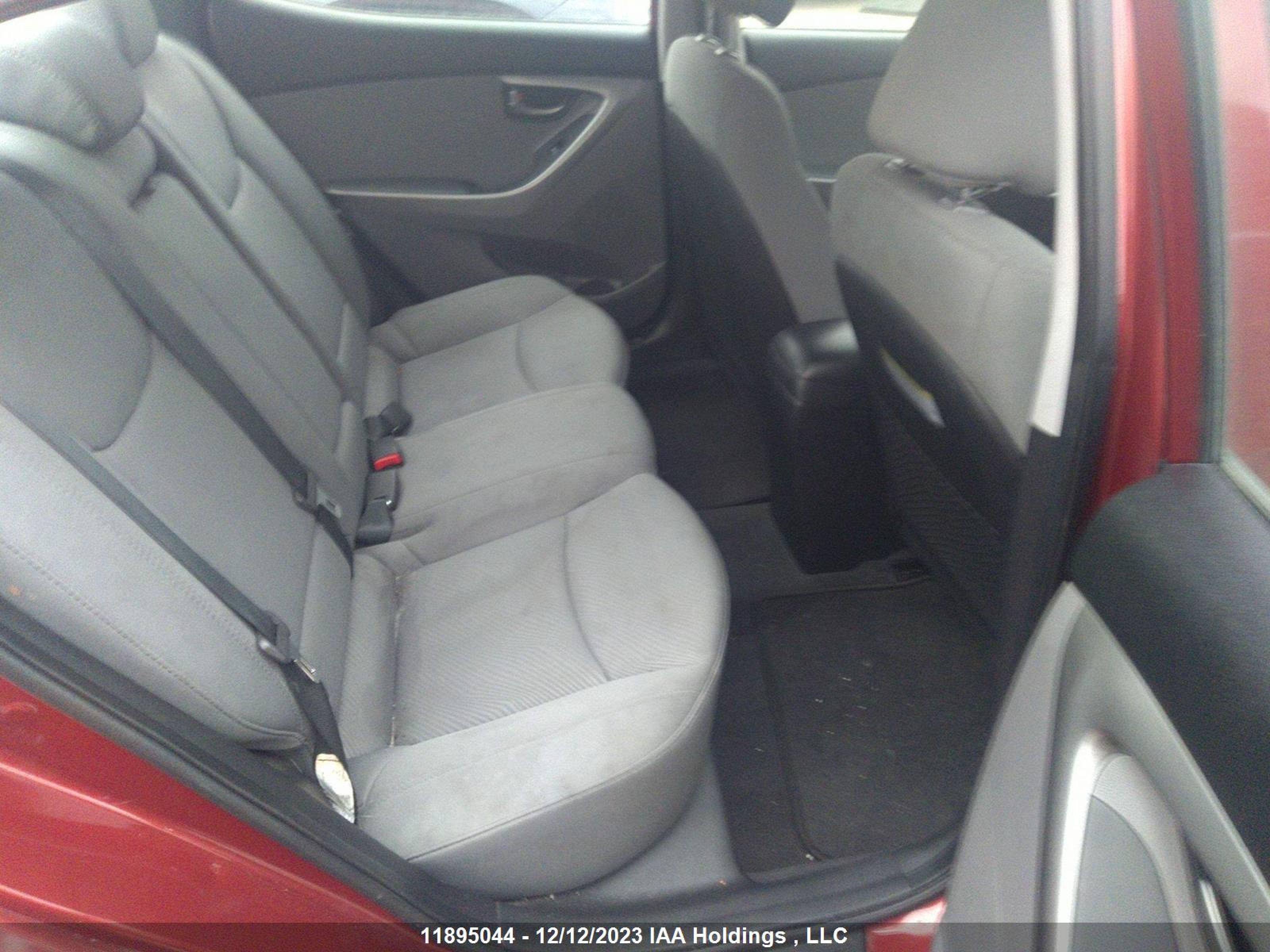 Photo 7 VIN: 5NPDH4AE8DH368057 - HYUNDAI ELANTRA 