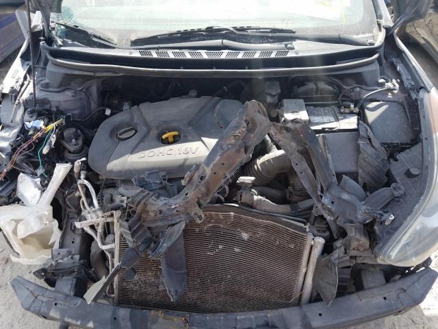 Photo 6 VIN: 5NPDH4AE8DH372027 - HYUNDAI ELANTRA GL 