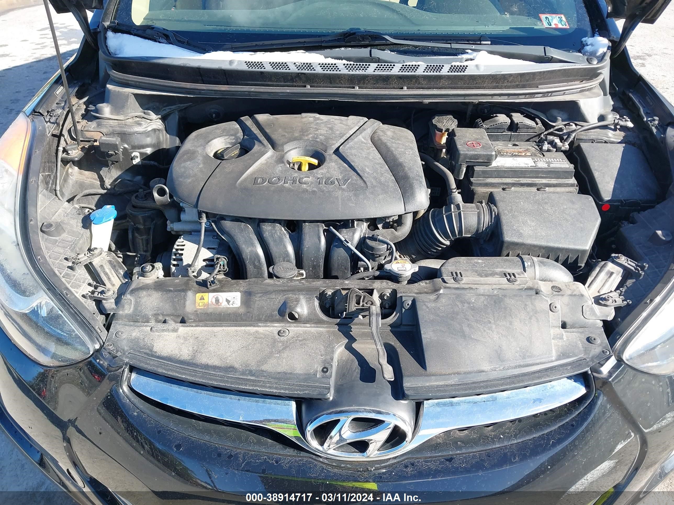 Photo 9 VIN: 5NPDH4AE8DH373890 - HYUNDAI ELANTRA 