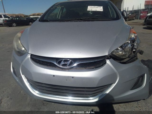 Photo 5 VIN: 5NPDH4AE8DH375199 - HYUNDAI ELANTRA 