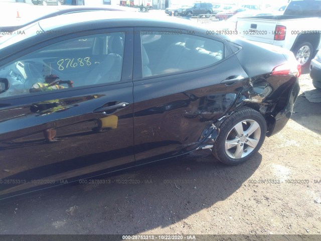 Photo 5 VIN: 5NPDH4AE8DH380435 - HYUNDAI ELANTRA 