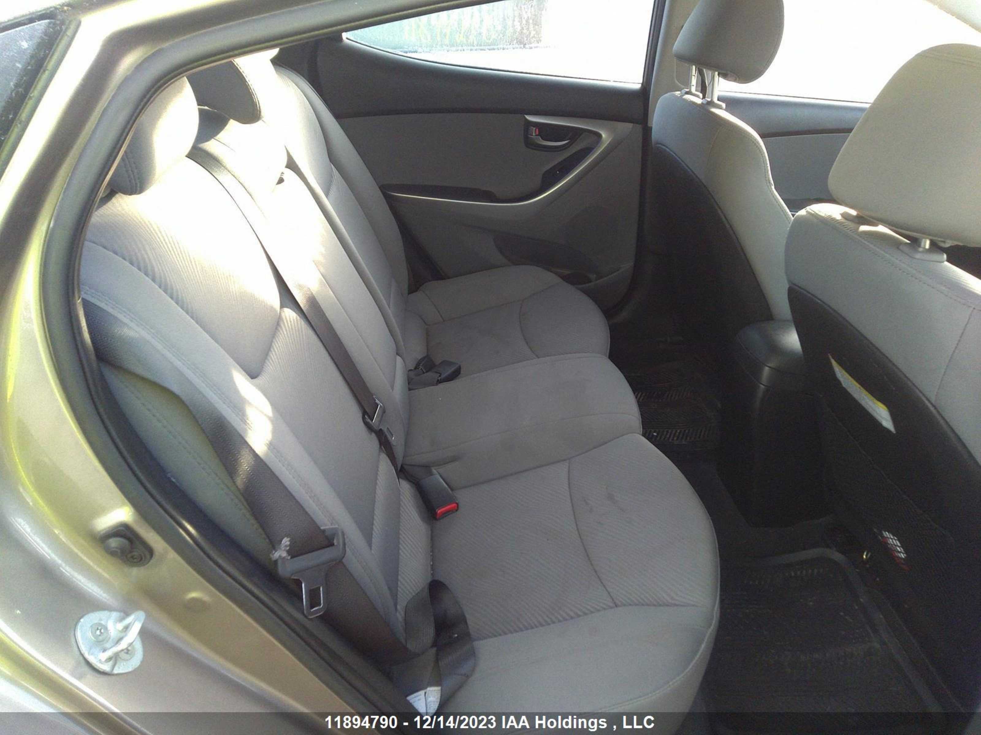 Photo 7 VIN: 5NPDH4AE8DH408282 - HYUNDAI ELANTRA 