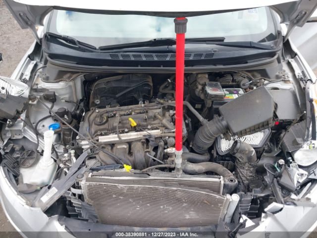 Photo 9 VIN: 5NPDH4AE8DH411375 - HYUNDAI ELANTRA 