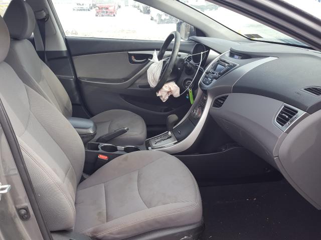 Photo 4 VIN: 5NPDH4AE8DH422909 - HYUNDAI ELANTRA GL 