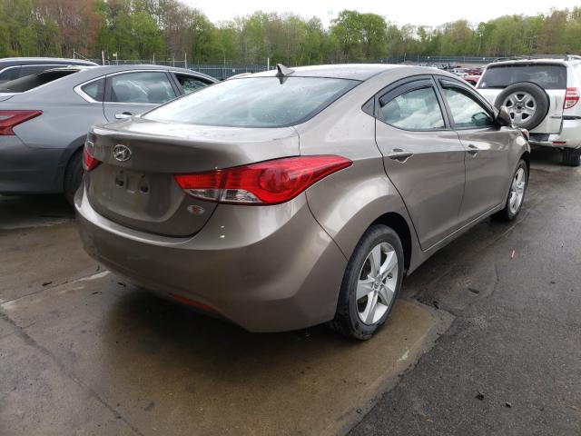 Photo 3 VIN: 5NPDH4AE8DH438513 - HYUNDAI ELANTRA GL 