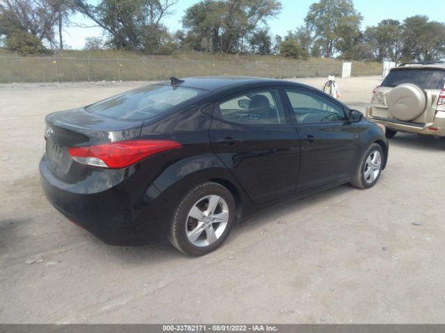 Photo 3 VIN: 5NPDH4AE8DH447051 - HYUNDAI ELANTRA 