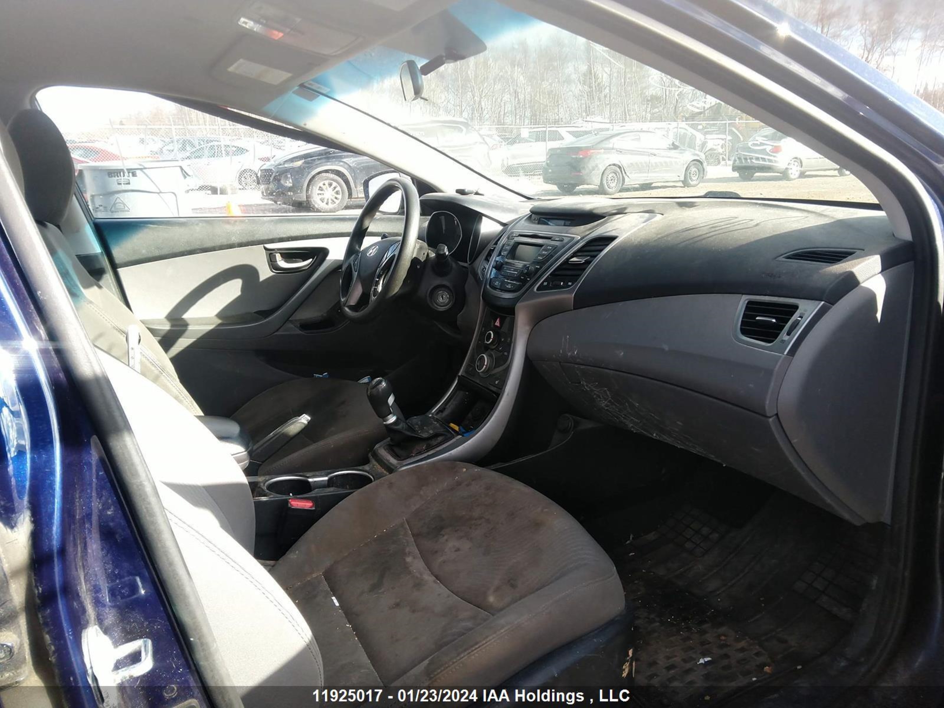 Photo 4 VIN: 5NPDH4AE8EH456432 - HYUNDAI ELANTRA 