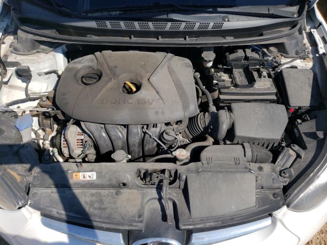 Photo 6 VIN: 5NPDH4AE8EH467284 - HYUNDAI ELANTRA SE 