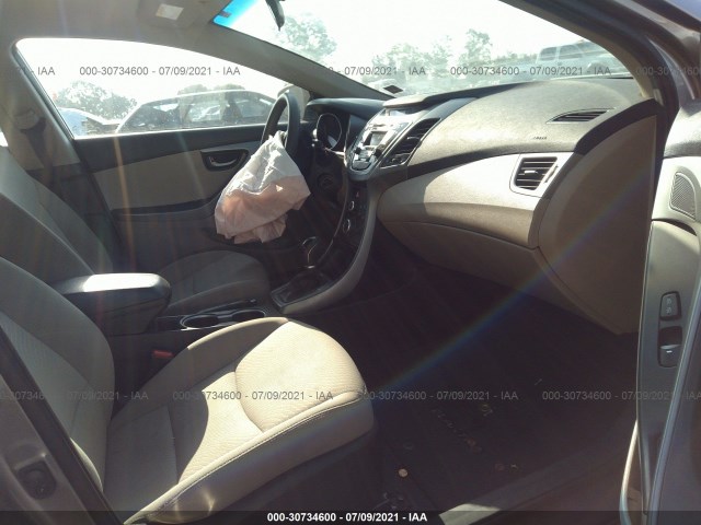 Photo 4 VIN: 5NPDH4AE8EH477586 - HYUNDAI ELANTRA 