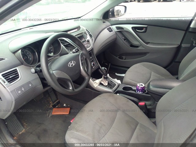 Photo 4 VIN: 5NPDH4AE8EH485719 - HYUNDAI ELANTRA 