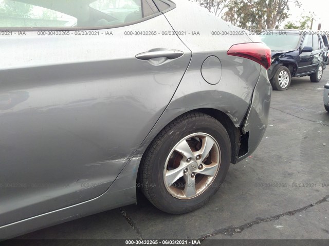 Photo 5 VIN: 5NPDH4AE8EH485719 - HYUNDAI ELANTRA 