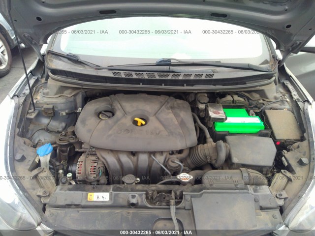 Photo 9 VIN: 5NPDH4AE8EH485719 - HYUNDAI ELANTRA 