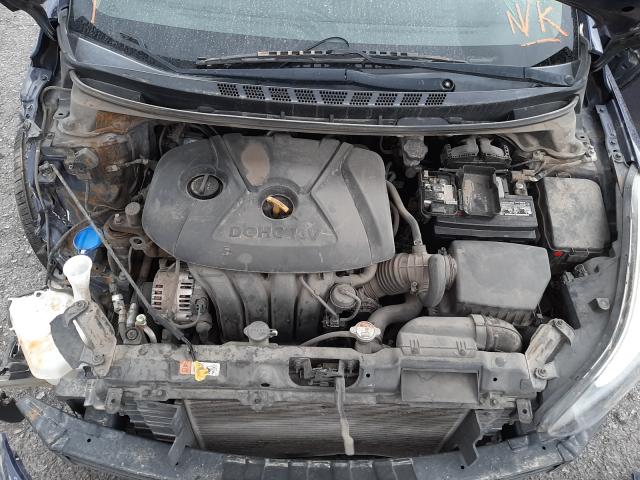 Photo 6 VIN: 5NPDH4AE8EH503104 - HYUNDAI ELANTRA SE 