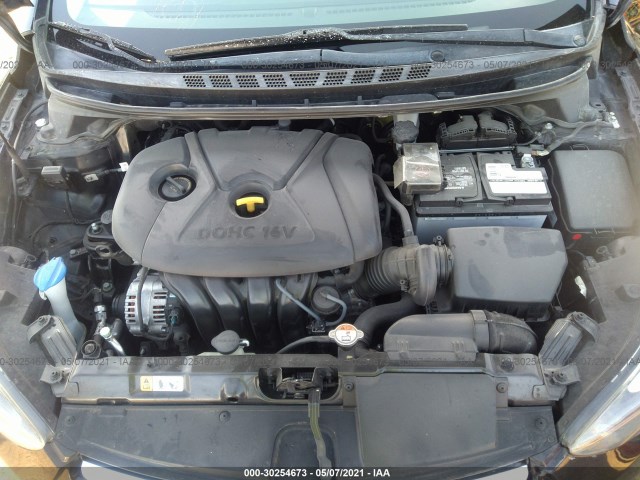 Photo 9 VIN: 5NPDH4AE8EH531856 - HYUNDAI ELANTRA 