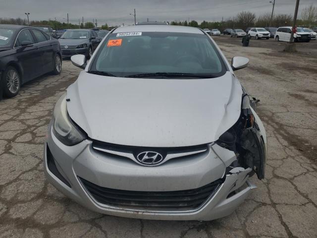 Photo 4 VIN: 5NPDH4AE8FH565488 - HYUNDAI ELANTRA 