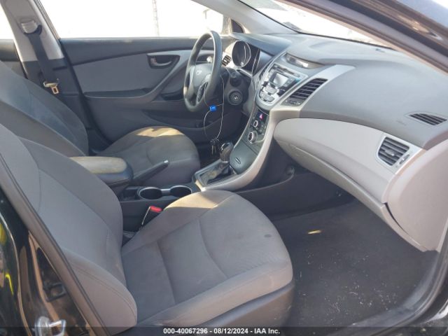 Photo 4 VIN: 5NPDH4AE8FH567533 - HYUNDAI ELANTRA 