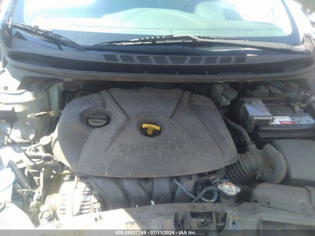 Photo 9 VIN: 5NPDH4AE8FH568181 - HYUNDAI ELANTRA 