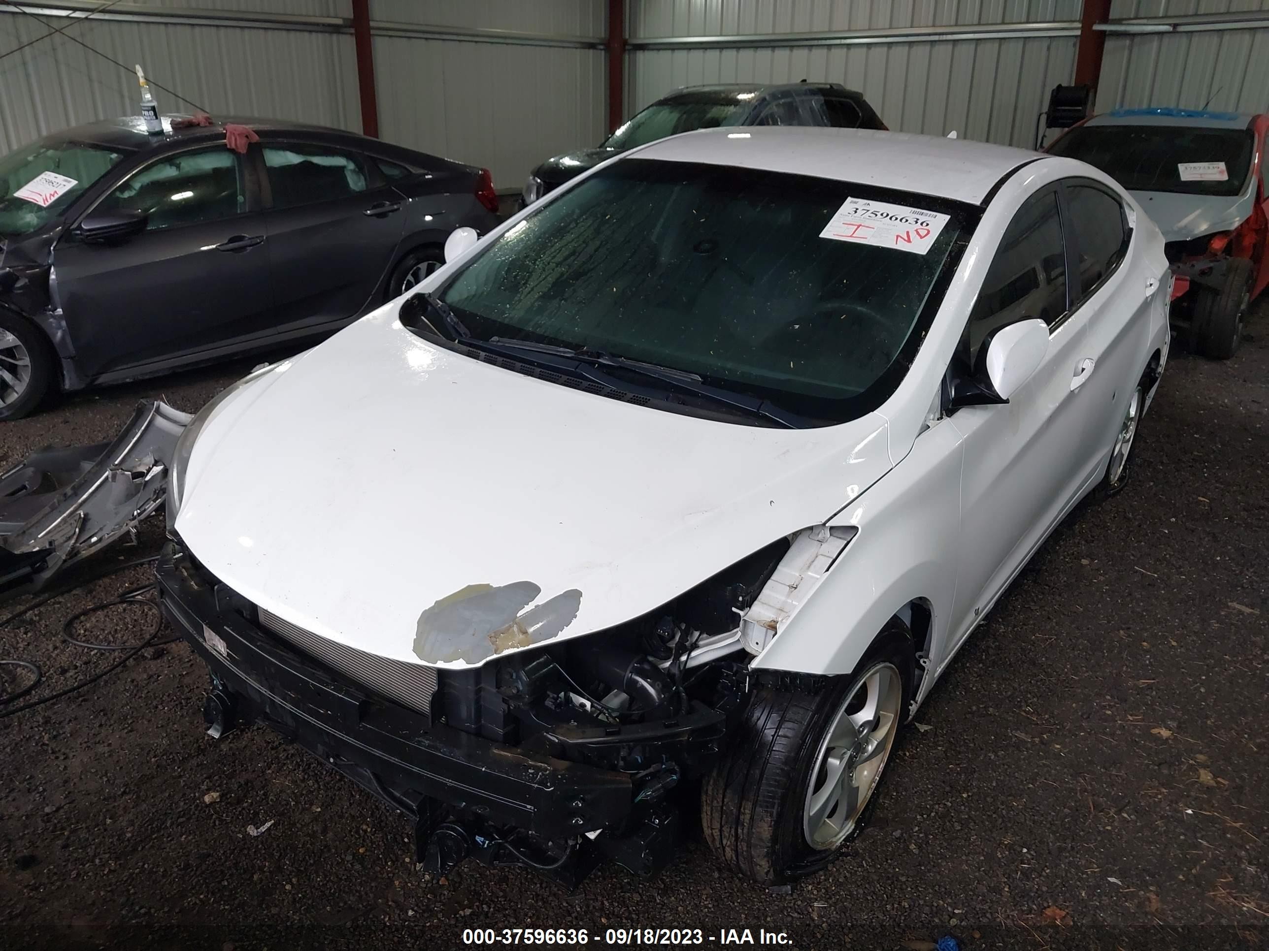 Photo 1 VIN: 5NPDH4AE8FH579522 - HYUNDAI ELANTRA 