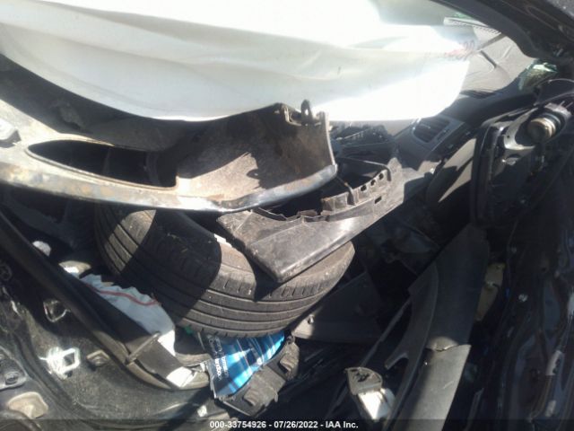 Photo 4 VIN: 5NPDH4AE8FH587541 - HYUNDAI ELANTRA 