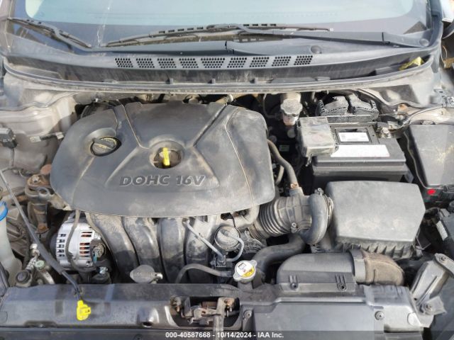 Photo 9 VIN: 5NPDH4AE8FH587765 - HYUNDAI ELANTRA 