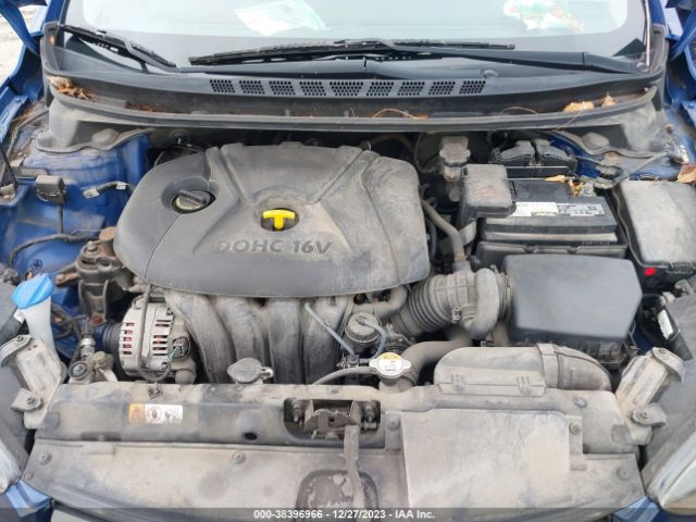 Photo 9 VIN: 5NPDH4AE8FH589726 - HYUNDAI ELANTRA 