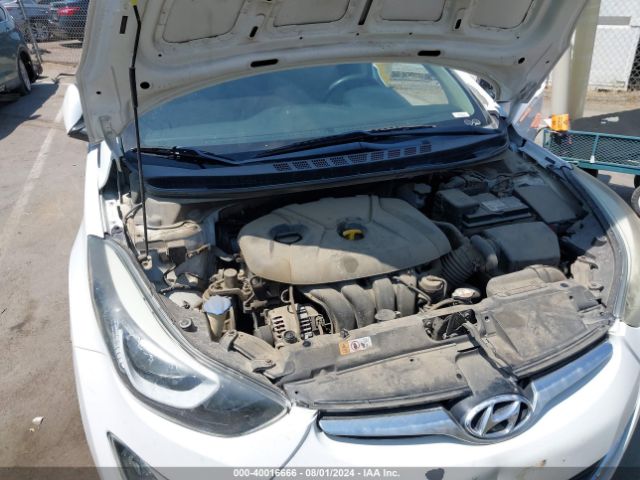 Photo 9 VIN: 5NPDH4AE8FH590925 - HYUNDAI ELANTRA 