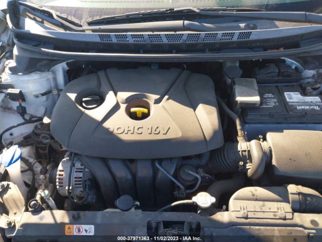 Photo 9 VIN: 5NPDH4AE8FH595901 - HYUNDAI ELANTRA 