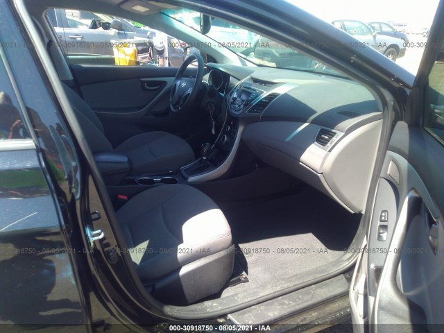 Photo 4 VIN: 5NPDH4AE8FH600692 - HYUNDAI ELANTRA 