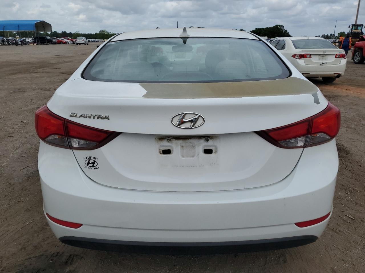 Photo 5 VIN: 5NPDH4AE8FH601552 - HYUNDAI ELANTRA 