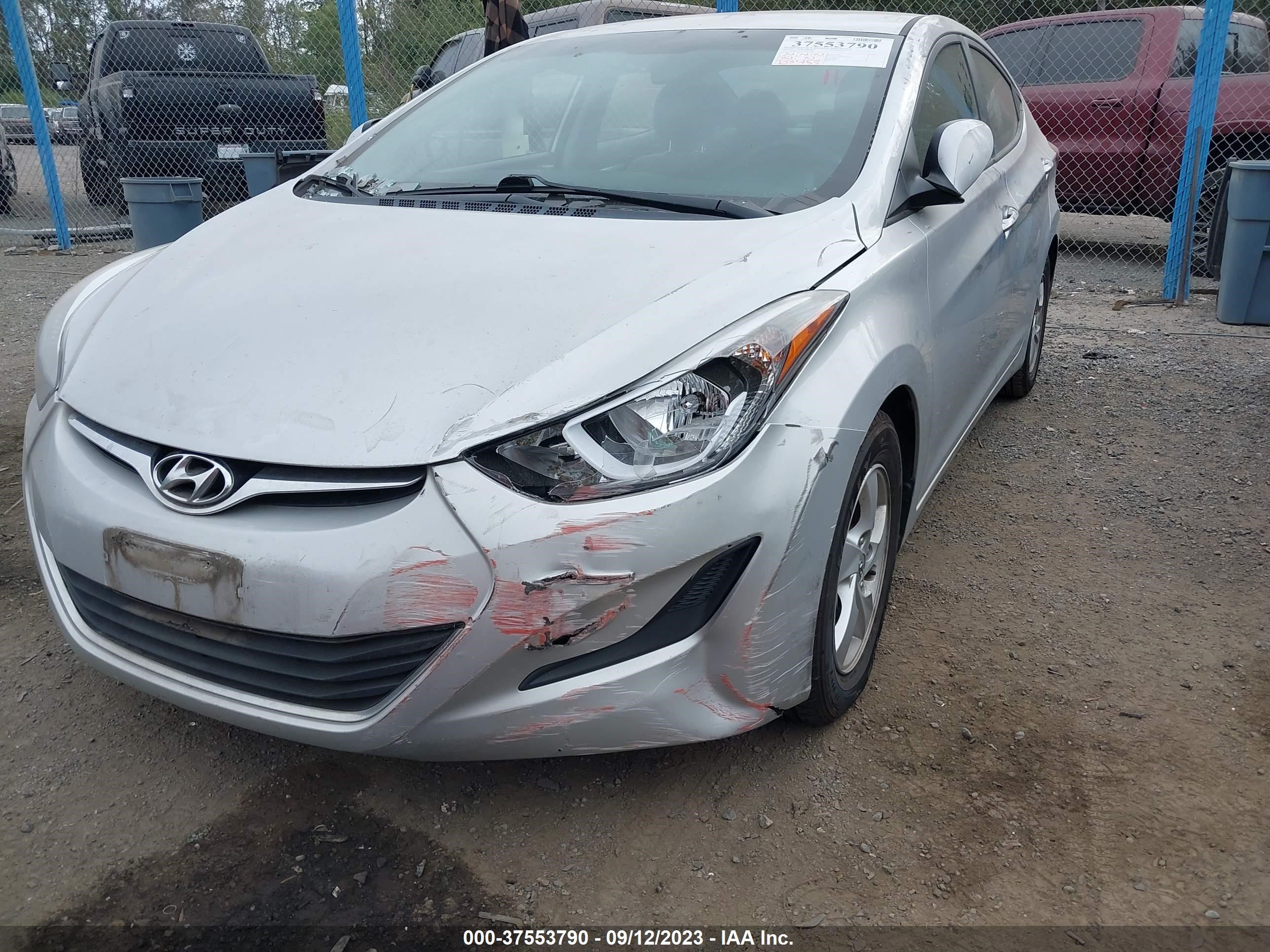 Photo 5 VIN: 5NPDH4AE8FH635278 - HYUNDAI ELANTRA 