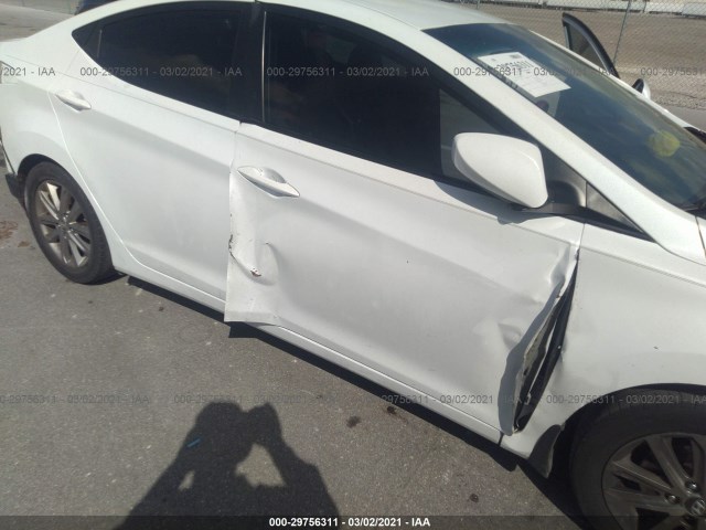 Photo 5 VIN: 5NPDH4AE8FH643638 - HYUNDAI ELANTRA 