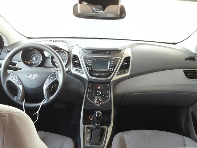 Photo 8 VIN: 5NPDH4AE8GH659629 - HYUNDAI ELANTRA SE 