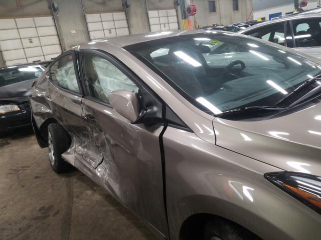 Photo 8 VIN: 5NPDH4AE8GH664281 - HYUNDAI ELANTRA SE 