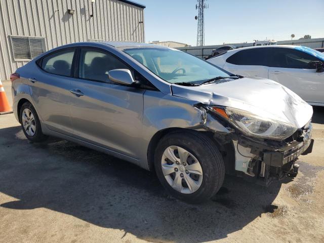 Photo 3 VIN: 5NPDH4AE8GH667696 - HYUNDAI ELANTRA SE 