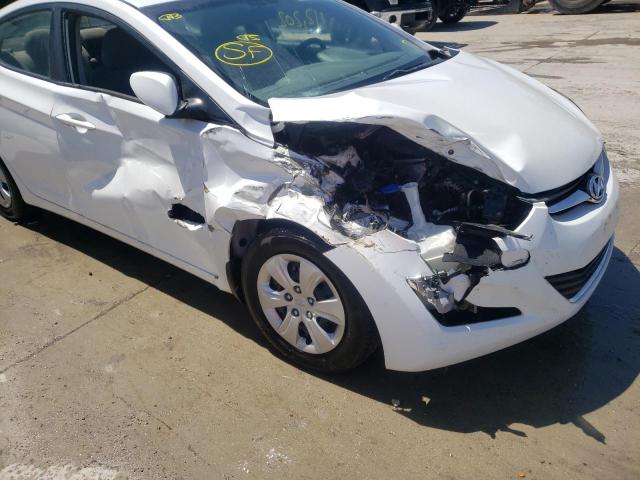 Photo 8 VIN: 5NPDH4AE8GH668301 - HYUNDAI ELANTRA SE 