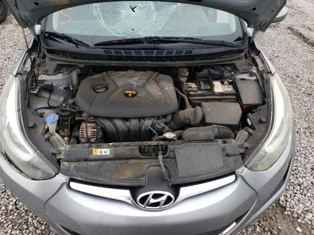 Photo 10 VIN: 5NPDH4AE8GH670677 - HYUNDAI ELANTRA SE 