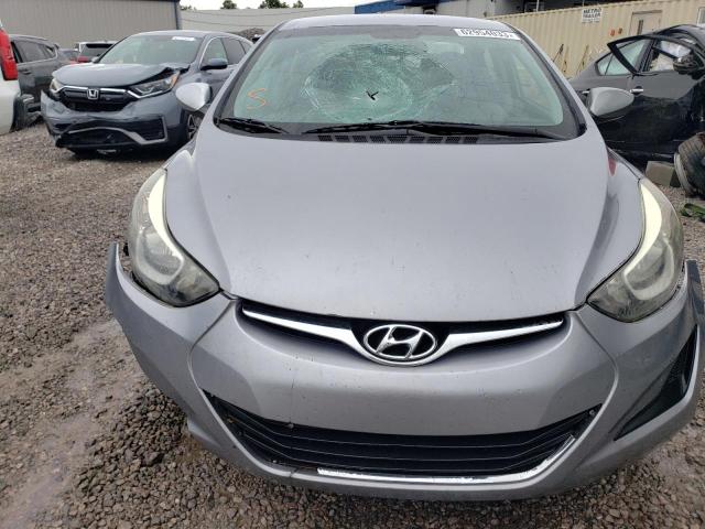 Photo 4 VIN: 5NPDH4AE8GH670677 - HYUNDAI ELANTRA SE 