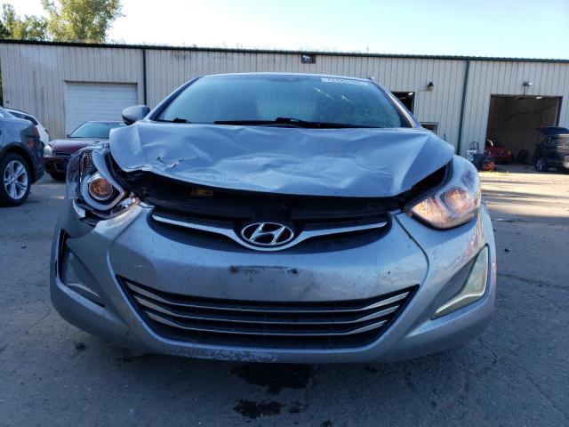 Photo 4 VIN: 5NPDH4AE8GH675071 - HYUNDAI ELANTRA SE 