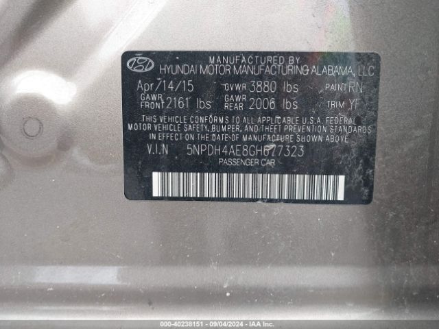 Photo 8 VIN: 5NPDH4AE8GH677323 - HYUNDAI ELANTRA 