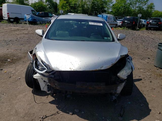 Photo 4 VIN: 5NPDH4AE8GH680237 - HYUNDAI ELANTRA SE 